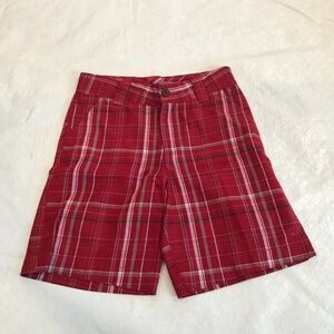 O’Neil**Red Boys Shorts**Age 5